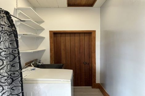 Photo of property in 15 Rolleston Street, Mount Cook, Wellington, 6021