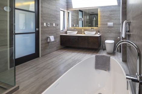 Photo of property in 130 Macleans Road, Bucklands Beach, Auckland, 2014