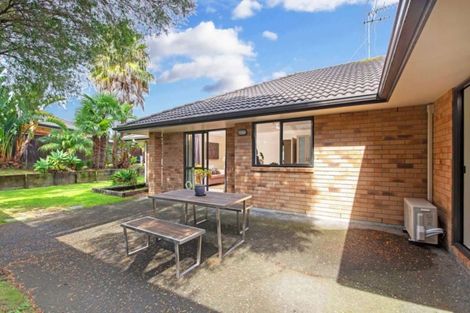 Photo of property in 24 Baltersan Drive, Flat Bush, Auckland, 2016