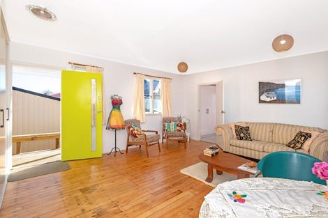 Photo of property in 25 Queens Road, Elgin, Gisborne, 4010