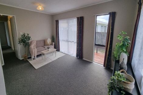 Photo of property in 47a Aquarius Drive, Kawaha Point, Rotorua, 3010