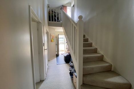 Photo of property in 20b Garland Road, Greenlane, Auckland, 1061