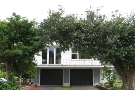 Photo of property in 22 Lysnar Street, Okitu, Gisborne, 4010