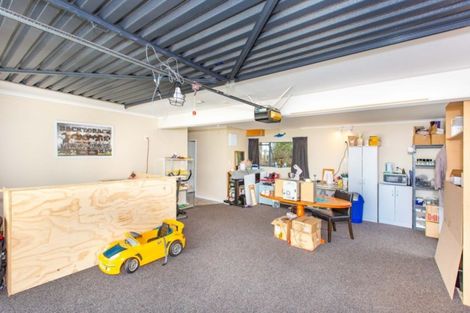 Photo of property in 43 Western Heights Drive, Western Heights, Hamilton, 3200