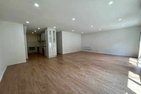 Photo of property in 6b Carlos Drive, Flat Bush, Auckland, 2016