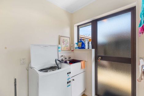 Photo of property in 1/12 Wellington Street, Papakura, 2110