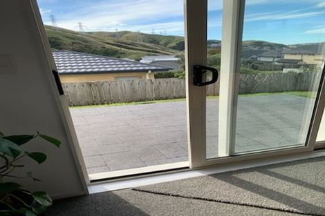 Photo of property in 39a Erlestoke Crescent, Churton Park, Wellington, 6037