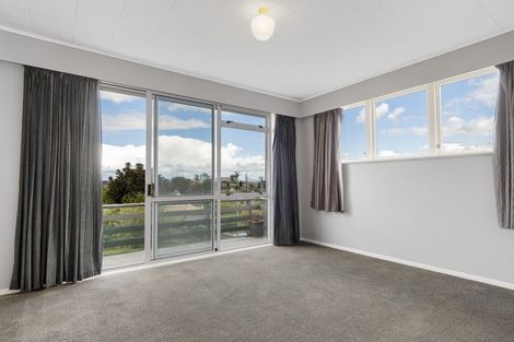 Photo of property in 30 Omokoroa Road, Omokoroa, 3114