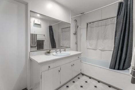 Photo of property in 253 Whitford Road, Shamrock Park, Howick, 2571