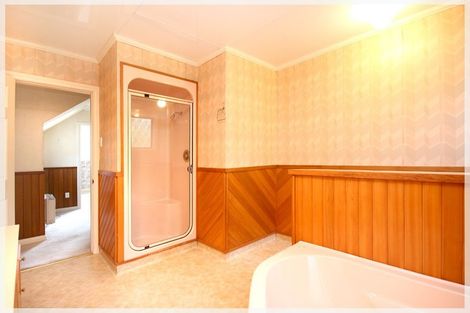 Photo of property in 56 Kings Drive, Levin, 5510