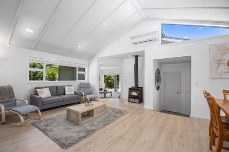 Photo of property in 29 Chesham Avenue, Waipahihi, Taupo, 3330