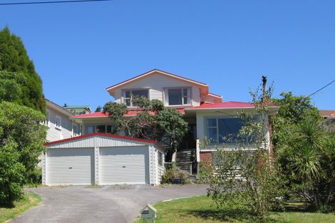 Photo of property in 6 Aorangi Place, Birkenhead, Auckland, 0626