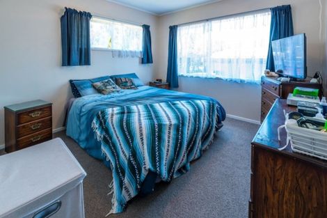 Photo of property in 4 Yearsley Place, Manurewa, Auckland, 2102