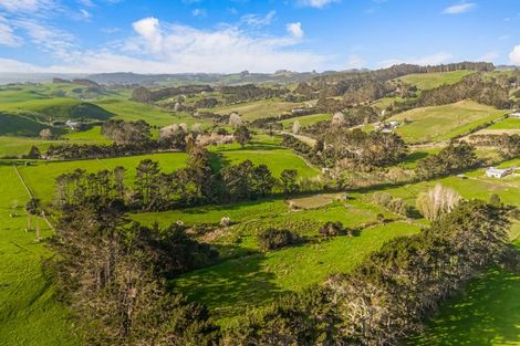 Photo of property in 276 Taiapa Road, Muriwai, 0881
