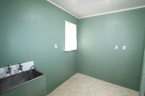 Photo of property in 43 Grey Street, Woodville, 4920