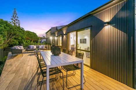 Photo of property in 13 Davita Place, Farm Cove, Auckland, 2012