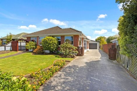 Photo of property in 127 Harris Crescent, Papanui, Christchurch, 8053