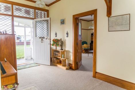 Photo of property in 40 Barraud Street, Dannevirke, 4930