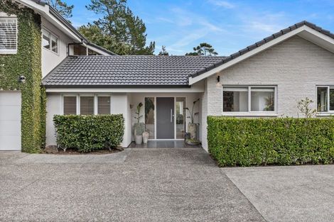 Photo of property in 21 Churchouse Road, Greenhithe, Auckland, 0632