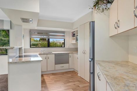 Photo of property in 10 Waimanu Place, Point Wells, Warkworth, 0986