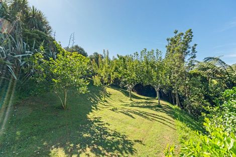 Photo of property in 5a Tui Grove, Oakura, 4314