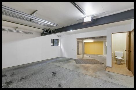 Photo of property in 53 Amapur Drive, Khandallah, Wellington, 6035