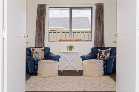 Photo of property in 18 Stowell Drive, Cromwell, 9310