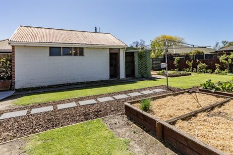 Photo of property in 22 Good Street, Rangiora, 7400