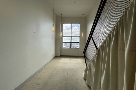 Photo of property in Urbane Apartments, 43/29 Webb Street, Mount Cook, Wellington, 6011