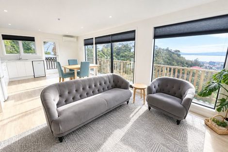 Photo of property in 43a Harbour View Road, Northland, Wellington, 6012