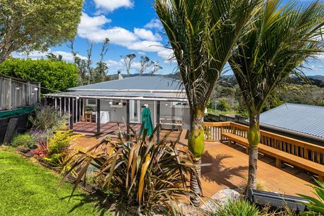 Photo of property in 81 Rangeview Road, Sunnyvale, Auckland, 0612