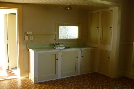 Photo of property in 67 Rhodes Street, Waimate, 7924