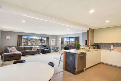 Photo of property in 305 Kenmure Road, Kenmure, Dunedin, 9011