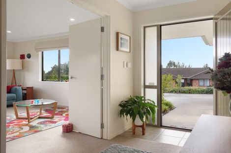 Photo of property in 43 Woodleigh Place, Ohauiti, Tauranga, 3112