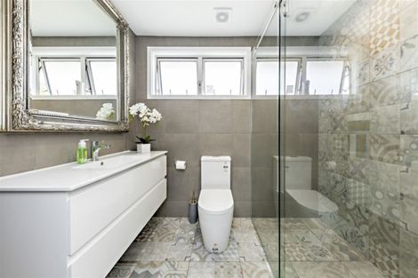 Photo of property in 4 Geraldine Road, Otara, Auckland, 2023