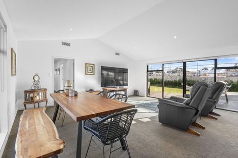 Photo of property in 14 Merino Crescent, Kirwee, 7571