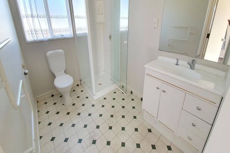 Photo of property in 74 Hamilton Avenue, Ilam, Christchurch, 8041