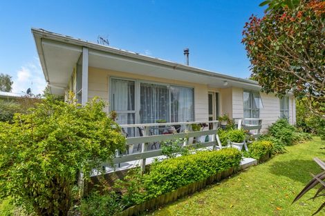 Photo of property in 12 Churchill Crescent, Featherston, 5710