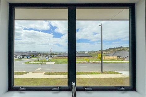 Photo of property in 2 Bathurst Crescent, Pokeno, 2402