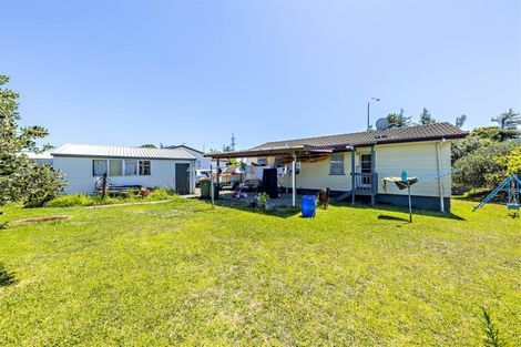 Photo of property in 49 Te Irirangi Drive, Clover Park, Auckland, 2019