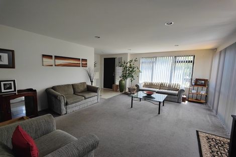 Photo of property in 18a Patons Road, Howick, Auckland, 2014
