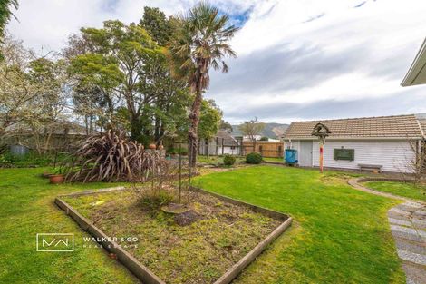 Photo of property in 8 York Avenue, Heretaunga, Upper Hutt, 5018