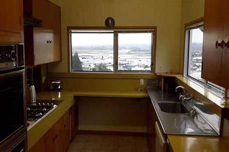 Photo of property in 18 Coleman Terrace, Hospital Hill, Napier, 4110