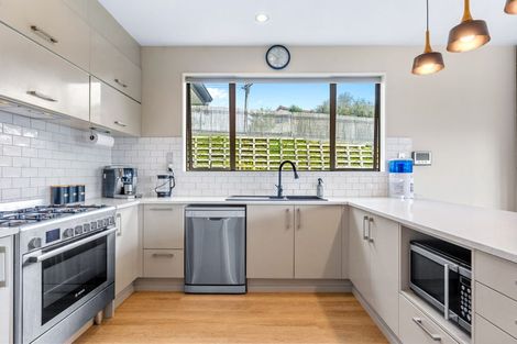 Photo of property in 2 Treetops Way, Bayview, Auckland, 0629