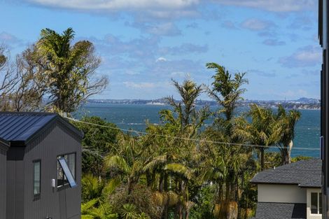 Photo of property in 6d Ringwood Street, Torbay, Auckland, 0630