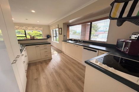 Photo of property in 22 Sunburst Court, Paraparaumu Beach, Paraparaumu, 5032