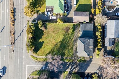Photo of property in 391 Main North Road, Redwood, Christchurch, 8051