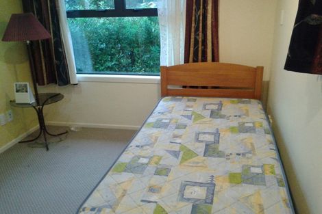 Photo of property in 3 Oswald Crescent, Paparangi, Wellington, 6037