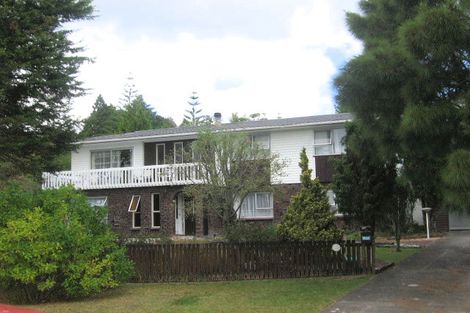 Photo of property in 18 The Grove, Titirangi, Auckland, 0604