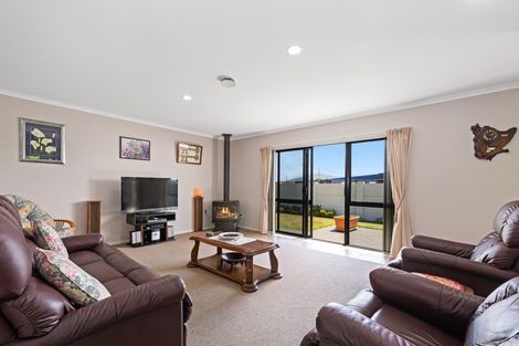Photo of property in 10 Owhatiura Drive, Lynmore, Rotorua, 3010